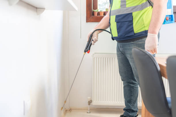 Best Emergency Pest Control  in Centreville, AL